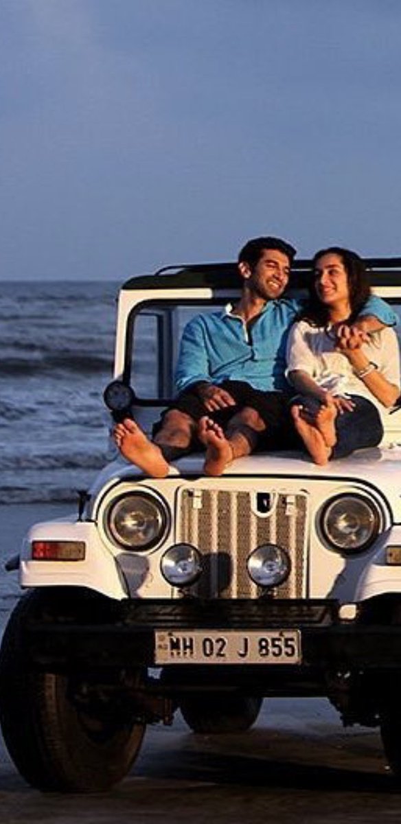 CuteAdiShra's tweet photo. Beach party....💙💙💙💙#Adishra #AdityaRoyKapur #ShraddhaKapoor #Adishra #Aashqui2 #OkJaanu #malang #DishaPatani #Aadisha #ekvillain2 #ransh https://t.co/dDJ8UjcwI0