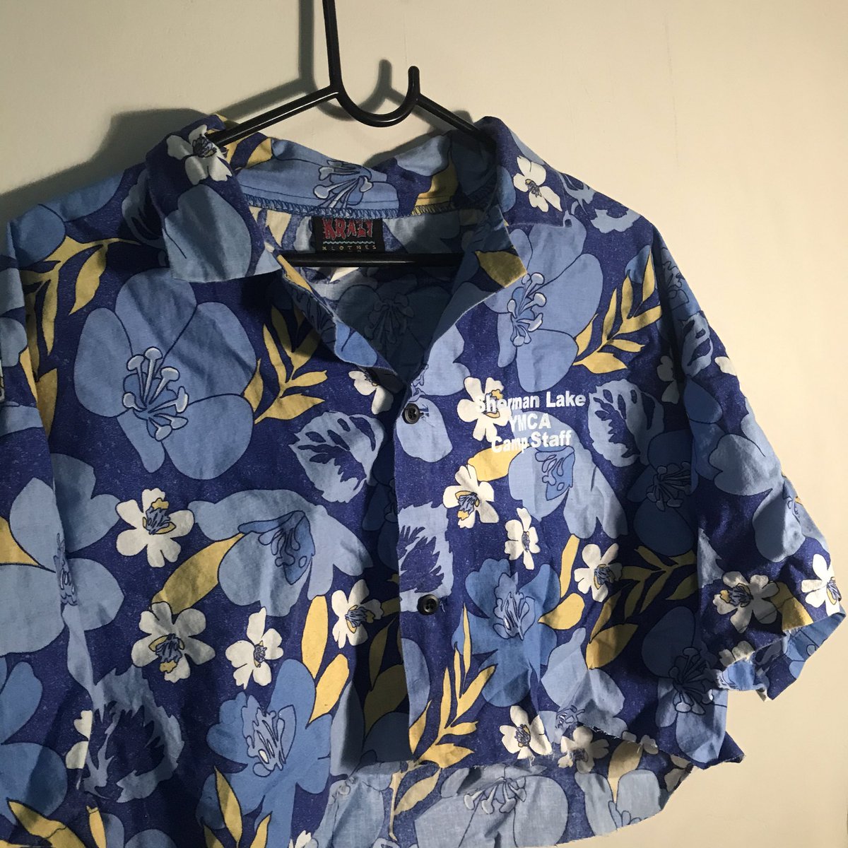JASMX94's tweet photo. เสื้อครอป 50฿ https://t.co/3SrXLYghtd