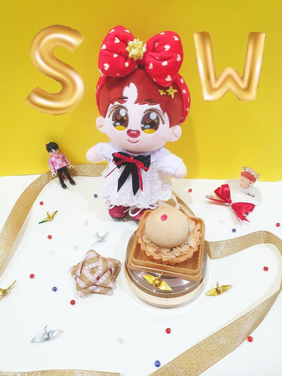 bbangwoonie's tweet photo. 셍일 준비하며 미리 파티해버리기🎉🎁🎂🍰

#콩아운 #포동셍 #폼폼운 #체리셍 https://t.co/VLIRmAY4WQ