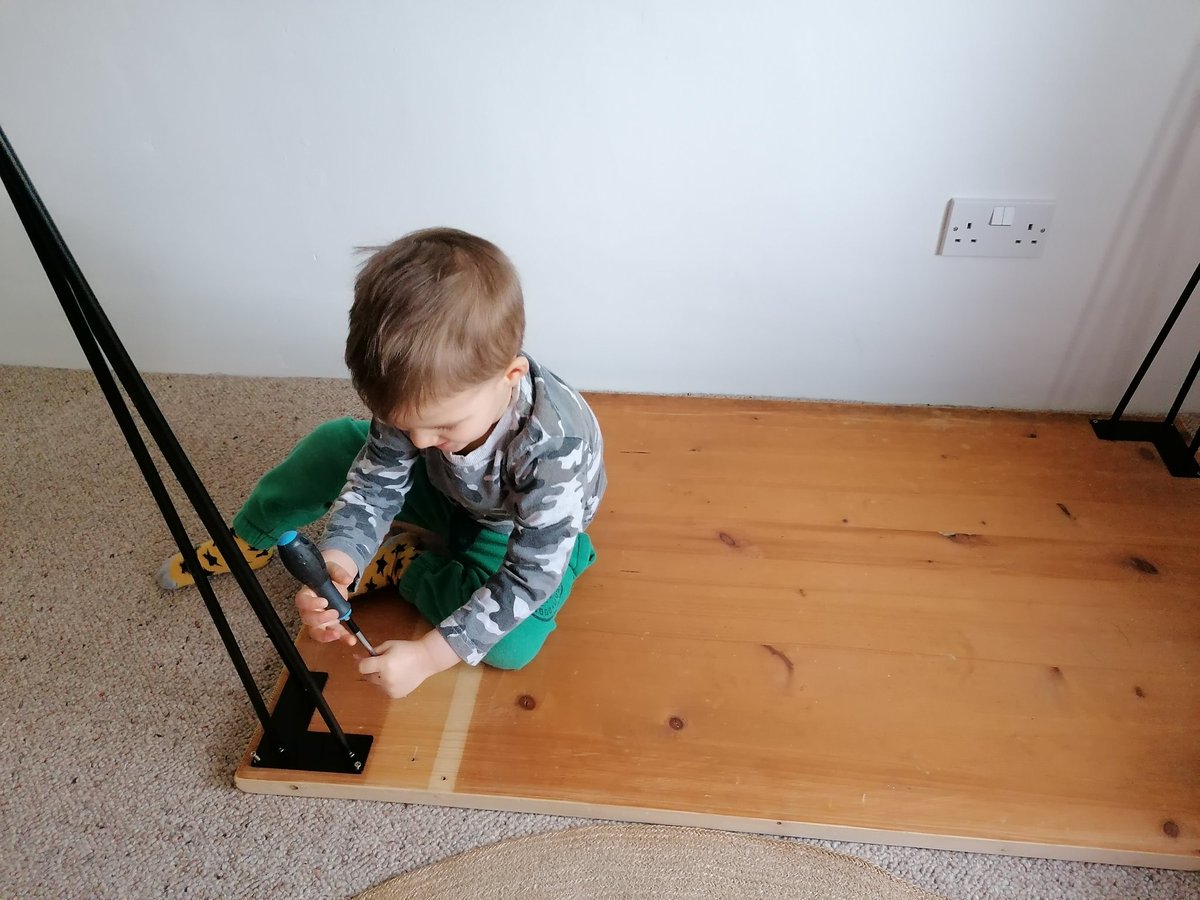 MarkChallacombe's tweet photo. Got the main man sorting out the home office....... https://t.co/JQA3Zlyf6u