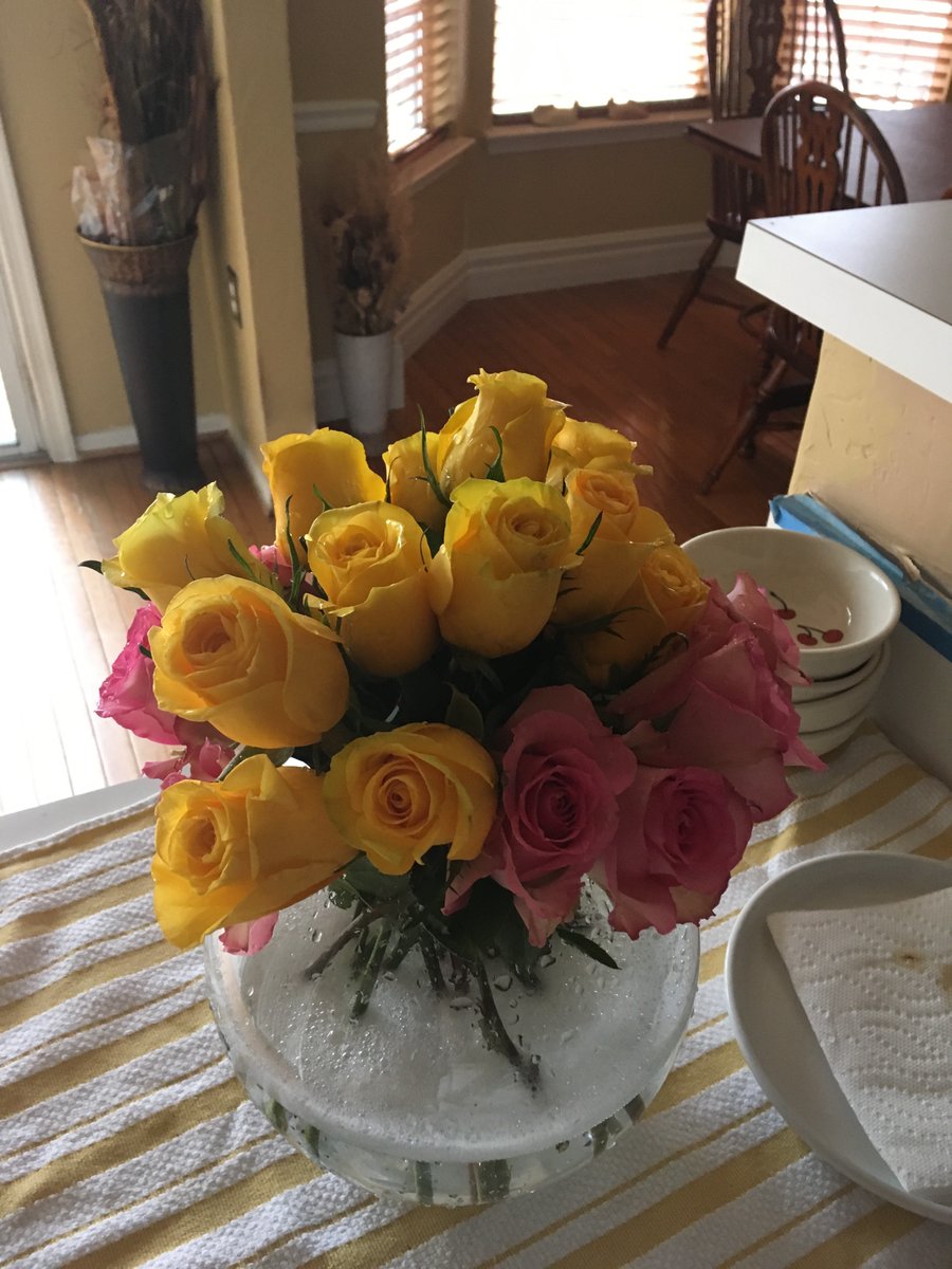 DennisTWatson's tweet photo. Flowers.   Good time to celebrate, meditate during these times.   Flowers!!! https://t.co/NPgszxz4BQ