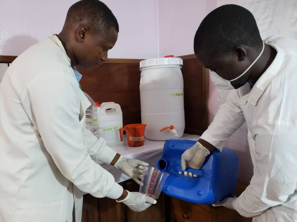 loyocameroon's tweet photo. #COVID19 Operation ONE Person ONE Hand Sanitizer in Cameroon: Free donation of home made hand sanitizers.Our rapid response lab is set and production is ongoing.
Youths taking the lead!
@V2019N @COVID19Tracking @D_TECK @missharvey @subsa @daveanthony @CLGFDSG_LSlack @UKinCameroon https://t.co/AAGAxO3IY6