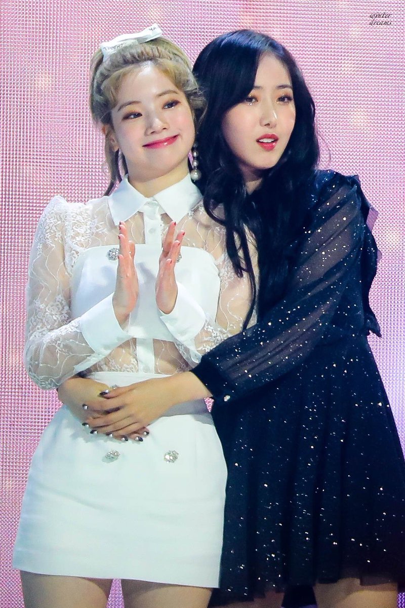 chocopiedahyun's tweet photo. dahyun and all the girls she’s loved before https://t.co/SV12f4rAXm
