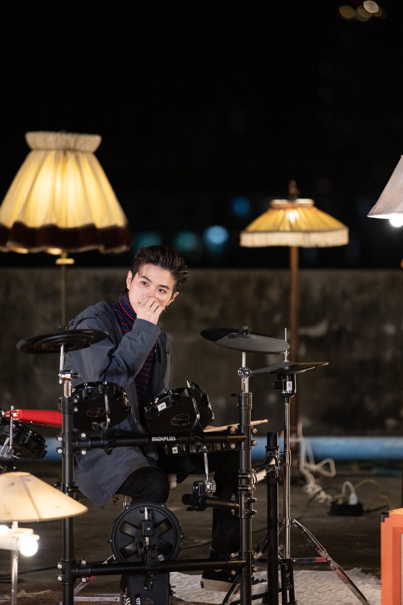 YumyimssPlan's tweet photo. รูปนี้คือล้มแล้วล้มอีก 5555 #bewithplantonight https://t.co/24c14nBP6K