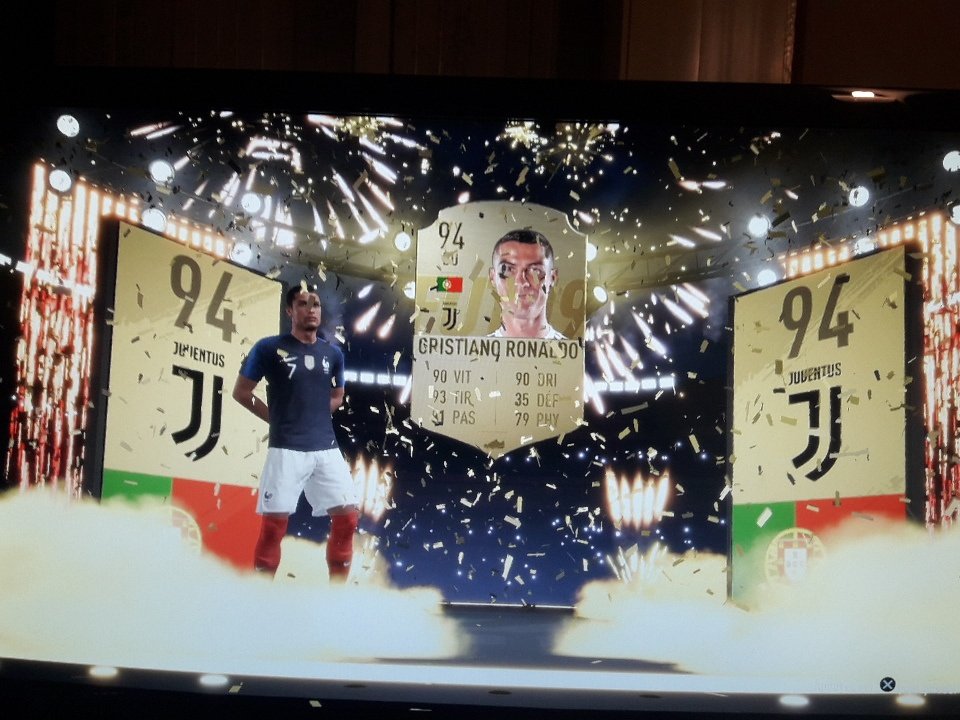 MatteoLepee's tweet photo. @Bennnzz Depuis plus grand choses sauf une icône cette année 😂 https://t.co/3MpQg5Z82y