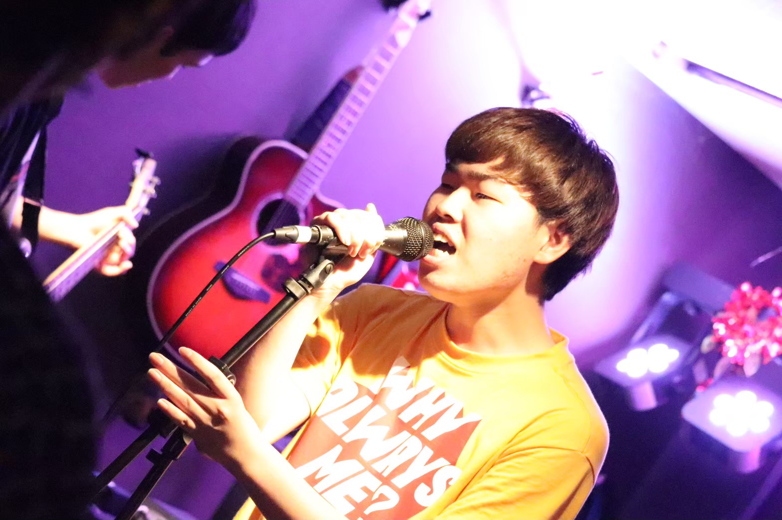 徳島文理大lmc Bot 文理大学軽音部lmc 今回はボーカルの紹介です 自分の表現力を１番発揮できる 歌い方によって曲の雰囲気を自分で作りだせることが特徴のボーカル 自分の声を楽器にしてライブしてみませんか 春から徳島文理大学 徳島文理大学