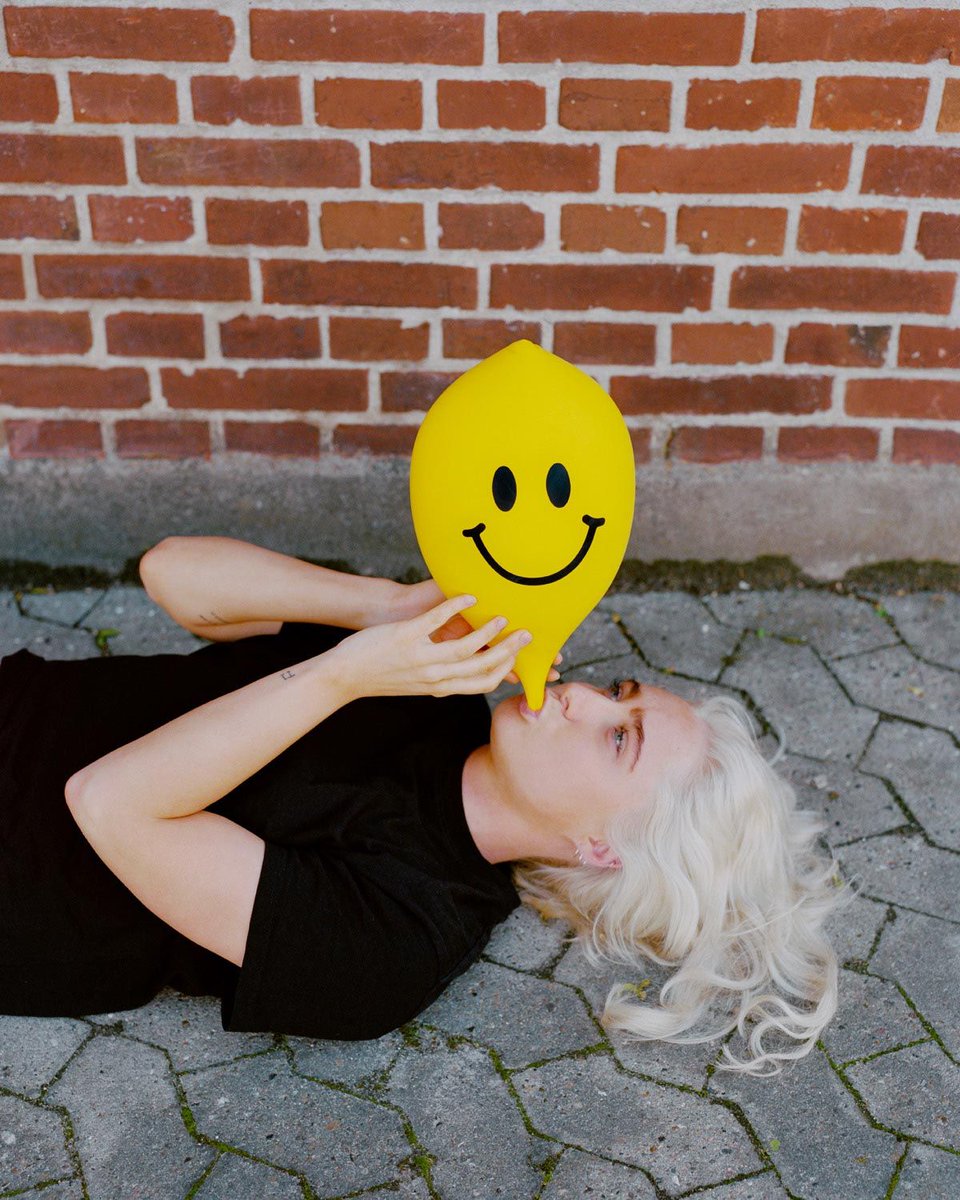 FotoRoom tweet media