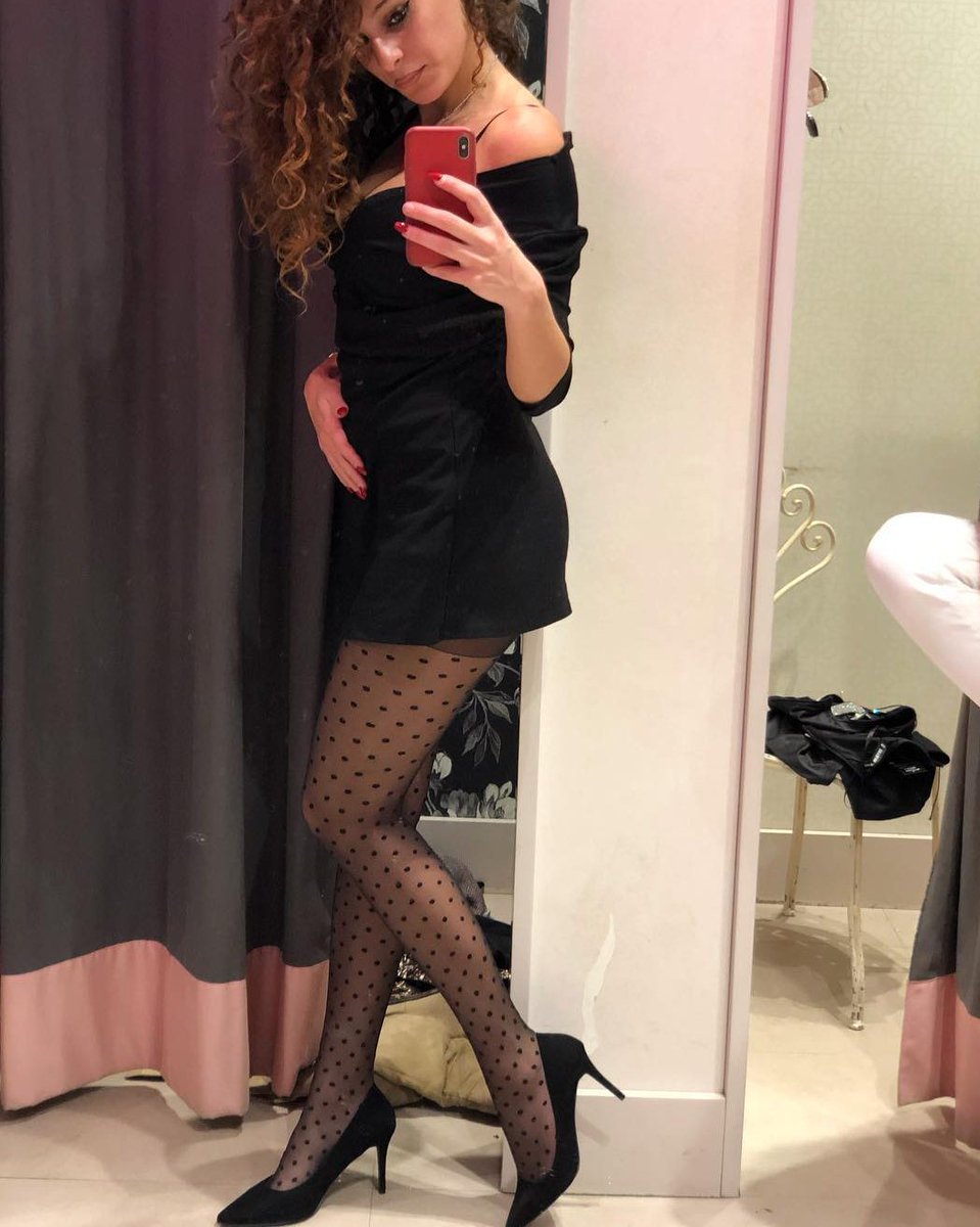 ffilizcik's tweet photo. Kocamın yanında çalışmak istemiyorum artık. İş tekliflerine açığım 😍😛 https://t.co/akR2IovWbB