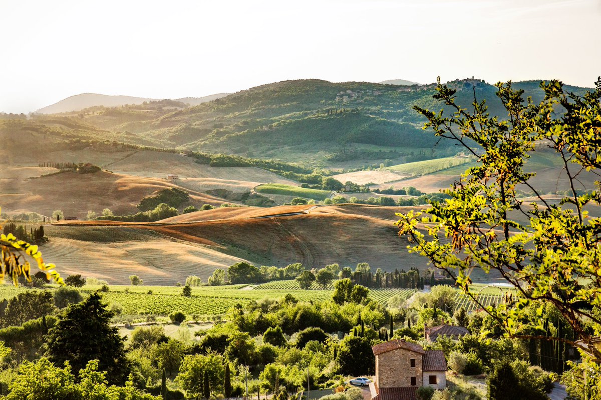 WithSpike's tweet image. going through some of my old Italy photos this weekend while social distancing. ❤️🇮🇹