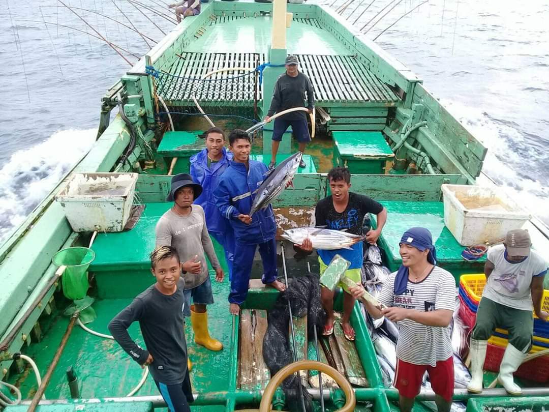 Kebersamaan dengan abk KM. Nusantara Jaya 8