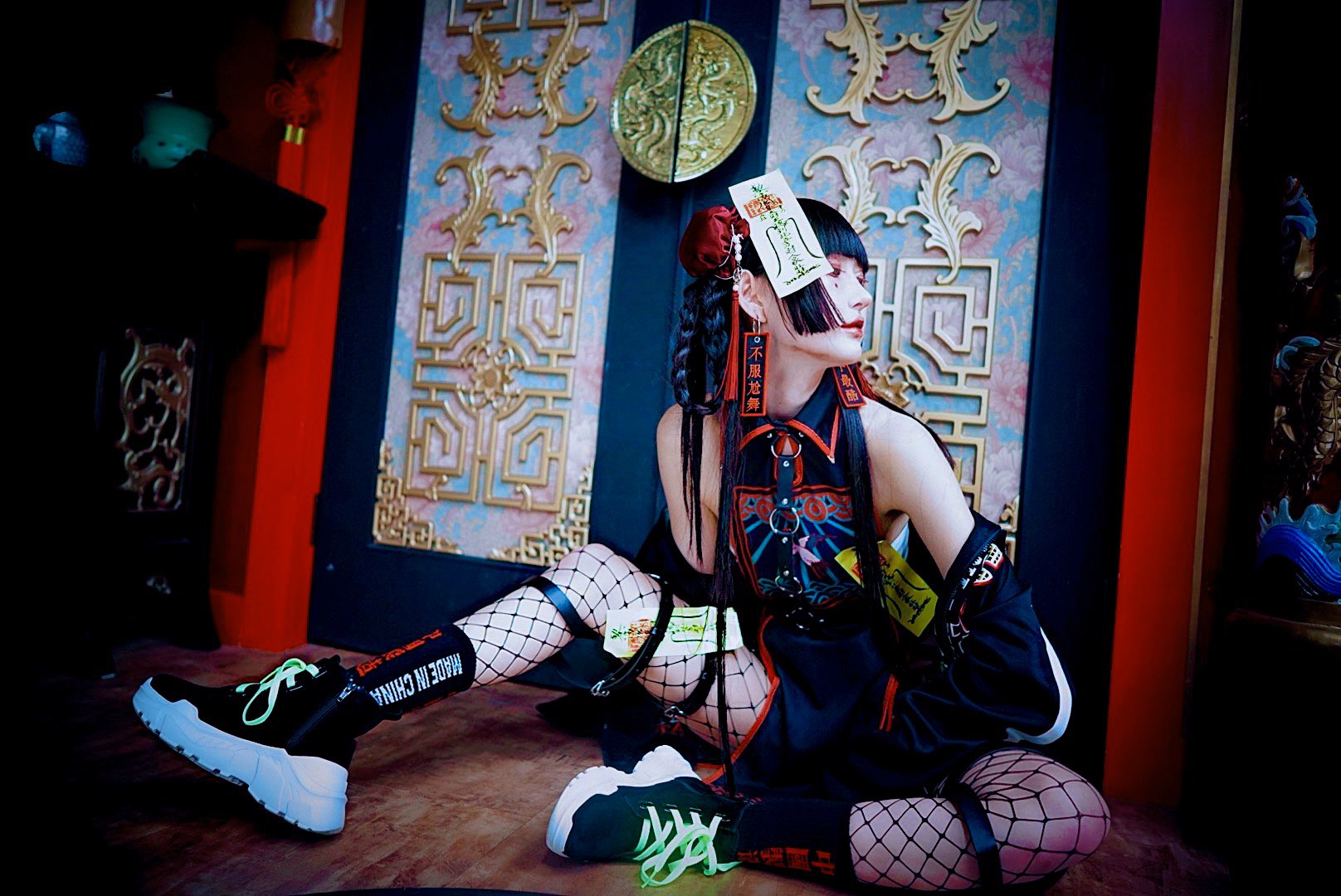 🚭🥀高嶺ヒナ🥀🚭1stフォトブック発売 в X: „・ 👻🇨🇳街头时尚