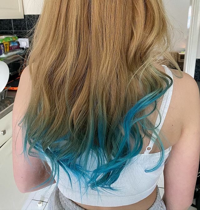 lipsticklifer's tweet photo. What happens when you have a parent who thinks she’s still a teenager, and an actual (almost) teenager who’s off school for a while 💁🏼‍♀️😍
@saskia686 https://t.co/SloMy01Ixn https://t.co/IoW3vQRZSi