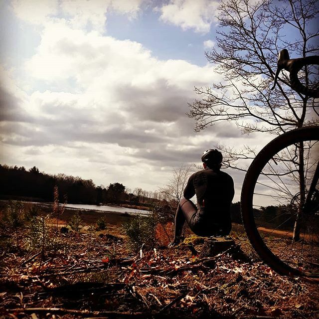My #sharer ... #EndlessRiding #unpaved #solituderide #konabikes #konasutraltd #steelforreal #solitude #blijfsporten #sportersbelevenmeer #sportenindenatuur #buitenbeleefjemeer #genietenvandekleinedingen #covid_19 ift.tt/2xYgeEA