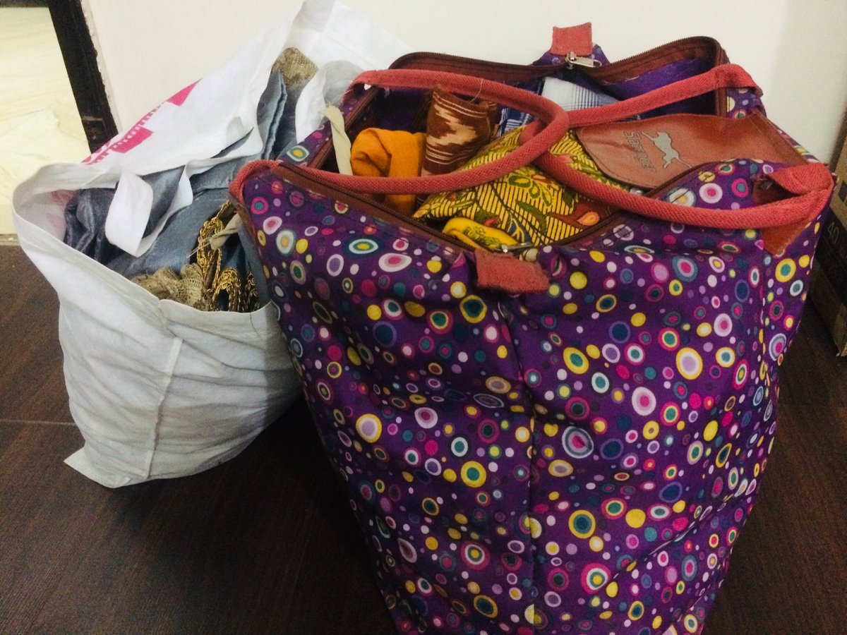 CheenaChopra's tweet photo. First day of #workfromhome and here I am, ready with the clothes to be disposed off! Well, quite a good start to a “lighter” week ahead! #StayHomeStaySafe #clearance #minimalism #TimetoPrepare #summers #Corona https://t.co/DHMfEiCkxU