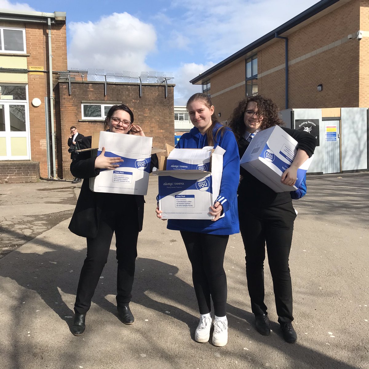 LoveYourPeriod1's tweet image. We spent 4 hours making sure every girl had the products they needed for this time off school. Thankyou to my amazing team that ran through the corridors with me and put up with my “STOP, PHOTO TIME” random moments. Stay safe everyone!⭐️ @LlanishenHS @BoxLhs