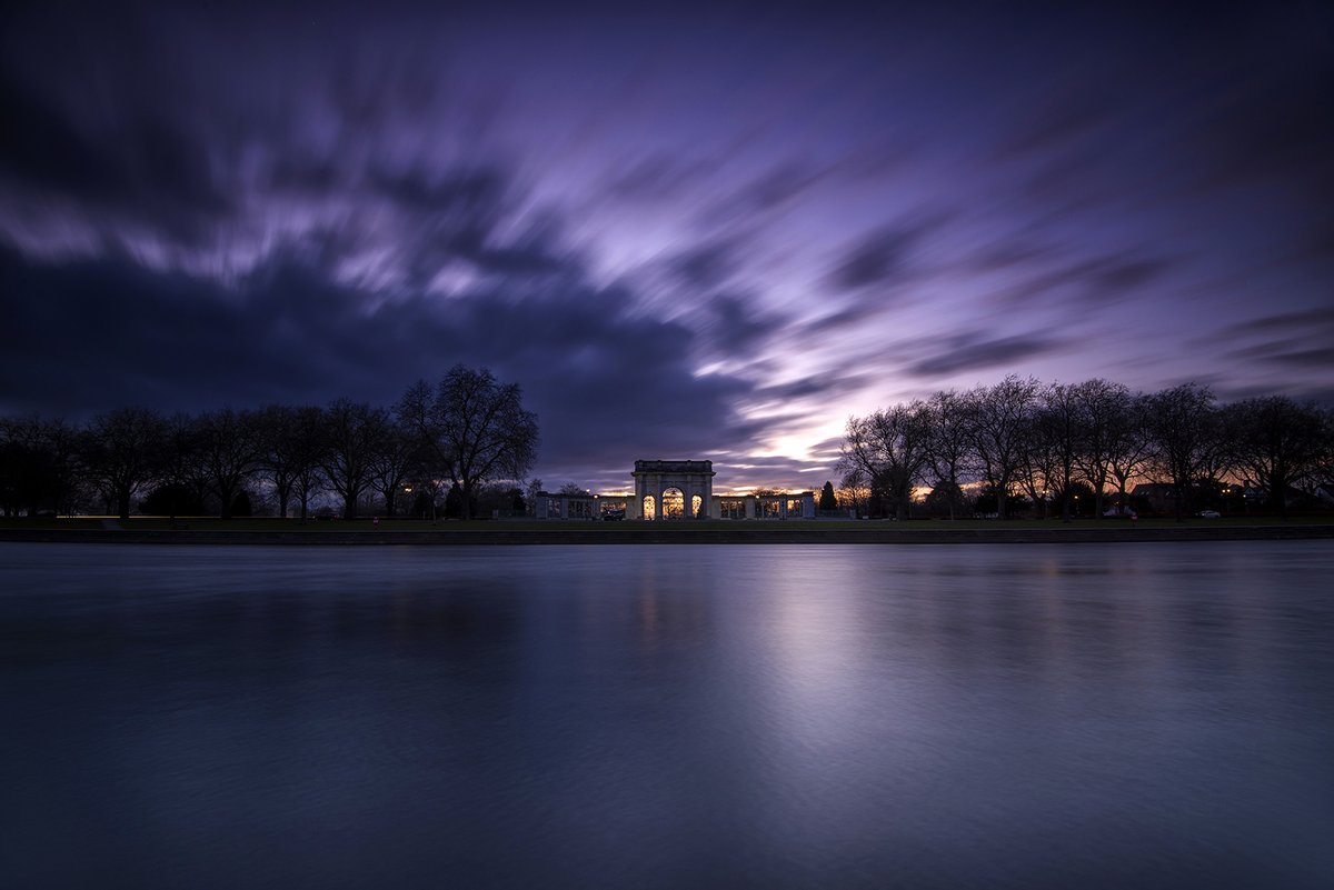 Beneath an Inky Sky :) Another shot from last night at Victoria Embankment. #Nottingham #LoveNotts #RiverTrent