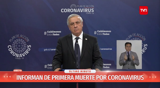 ministeriosalud's tweet photo. "Este fue un caso de un clúster familiar. Hacemos un nuevo llamado a que eviten visitar a personas postradas para evitar contagios, hasta que este brote de enfermedad pase", recalca ministro @jmanalich https://t.co/BzBQezj4Wd