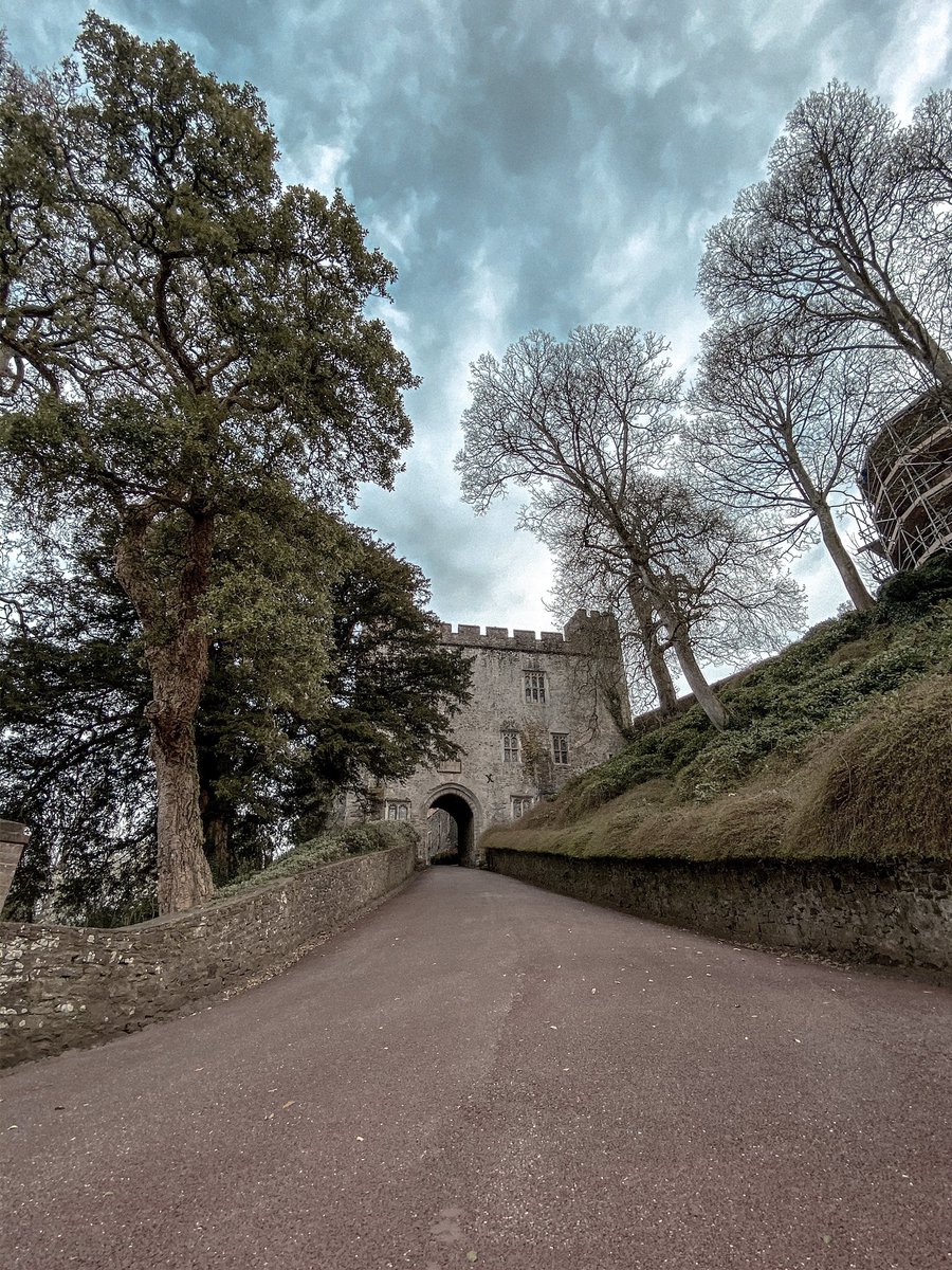 TheMRunaway's tweet photo. Took a little outing to @DunsterCastleNT today while the sun shined https://t.co/qMEr8h6sCH