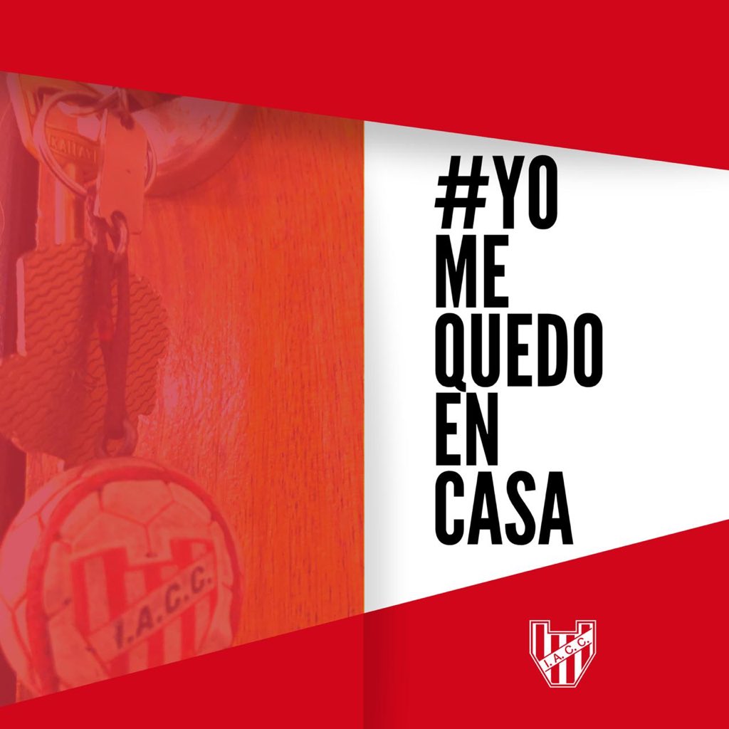 IACCVoley's tweet photo. El #vóley es un deporte en conjunto que necesita de todas las partes para funcionar como #equipo. 
Y como este equipo que somos, y más allá de la obligatoriedad impuesta, hoy decidimos quedarnos en casa, pero seguimos entrenando 💪.
#QuedateEnCasa #EntrenoEnCasa #YoMeQuedoEnCasa. https://t.co/R1cq9CAAyW