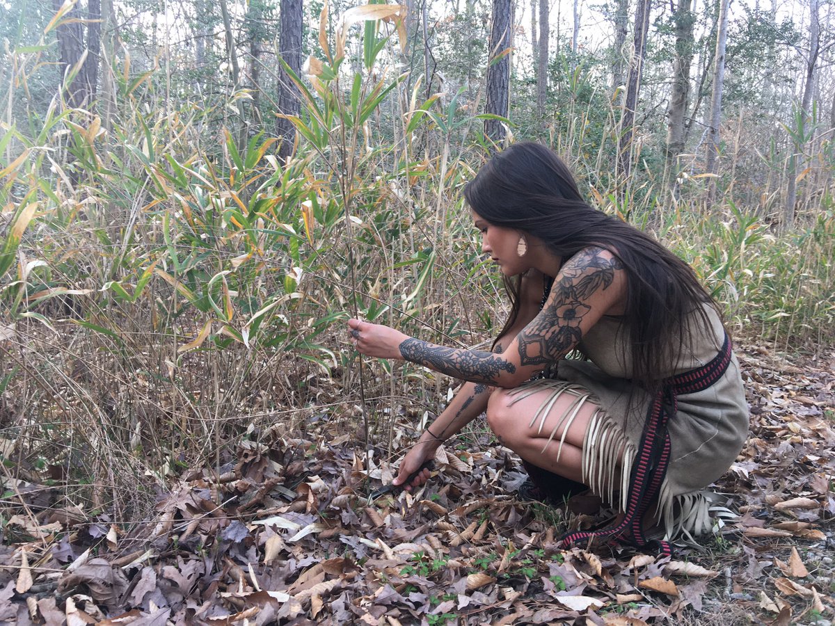 On March 21, 1617 a young woman who went by several names throughout her life, Pocahontas, Matoaka, Amonute and Rebecca, passed away in Gravesend, England. #OTD