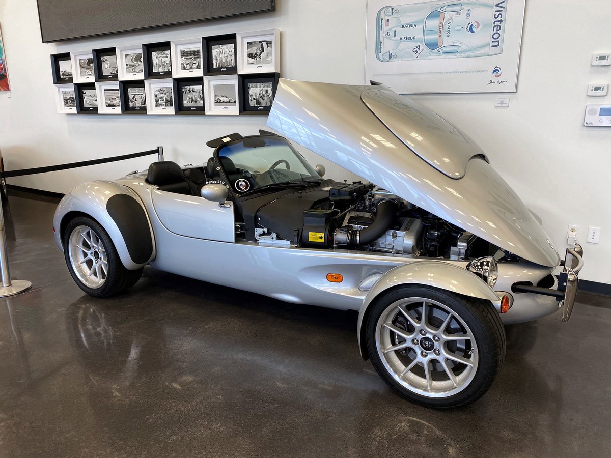 💥𝐈𝐜𝐨𝐧𝐢𝐜💥

Our Roadster AIVs are definitely a fan favorite but we want to hear which of our models is your favorite. Leave a comment below!