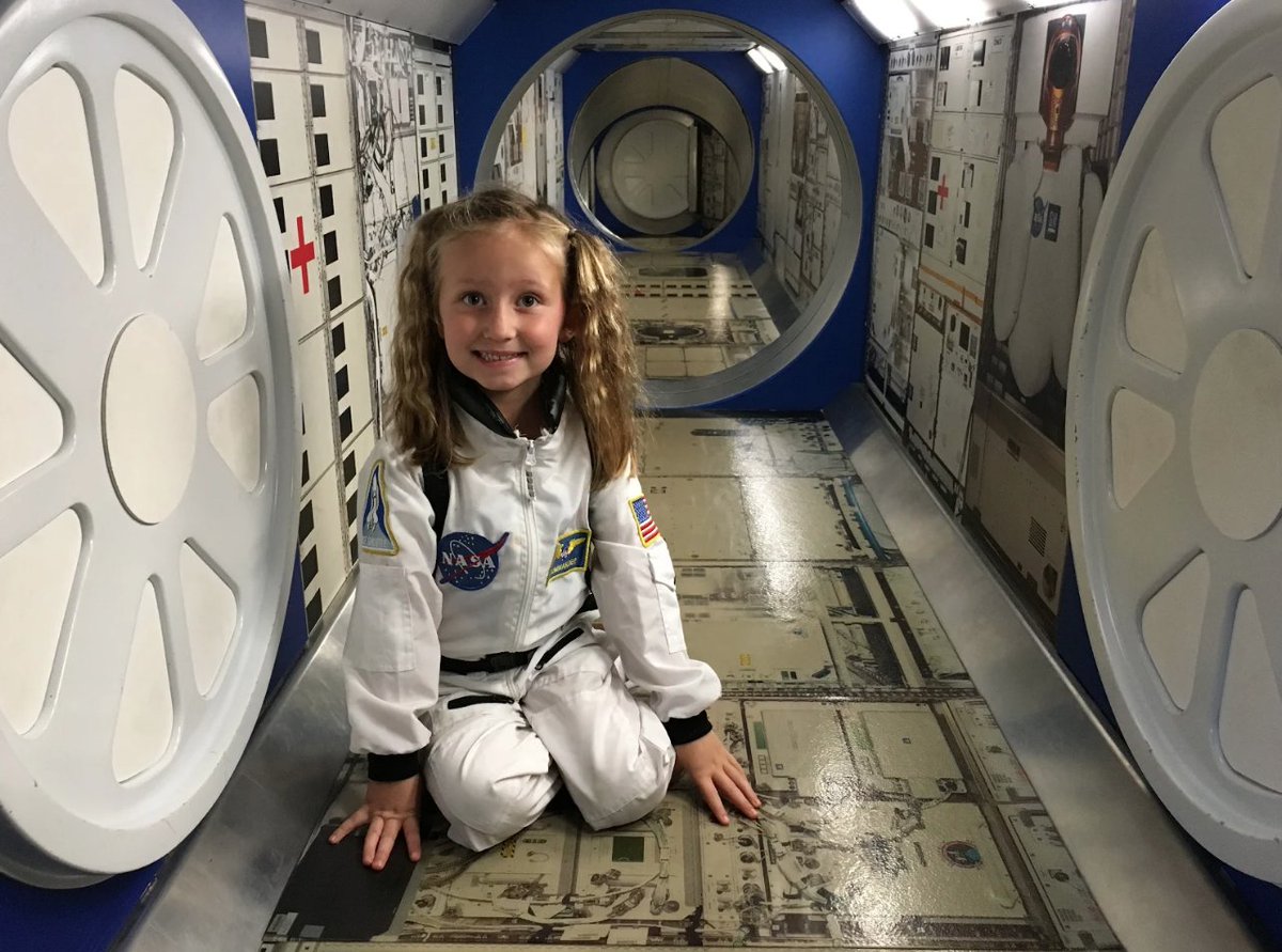 My mom tells me we are one step closer to travelling to Mars! Can you believe it? Elon Musk's company, SpaceX, has a goal to land the first humans on Mars by 2024    
.
nicktales.com 
.
#kidsreading #bestkidsbooks #kidsreading #kidpreneur #kidauthor #kidsbookreviews
