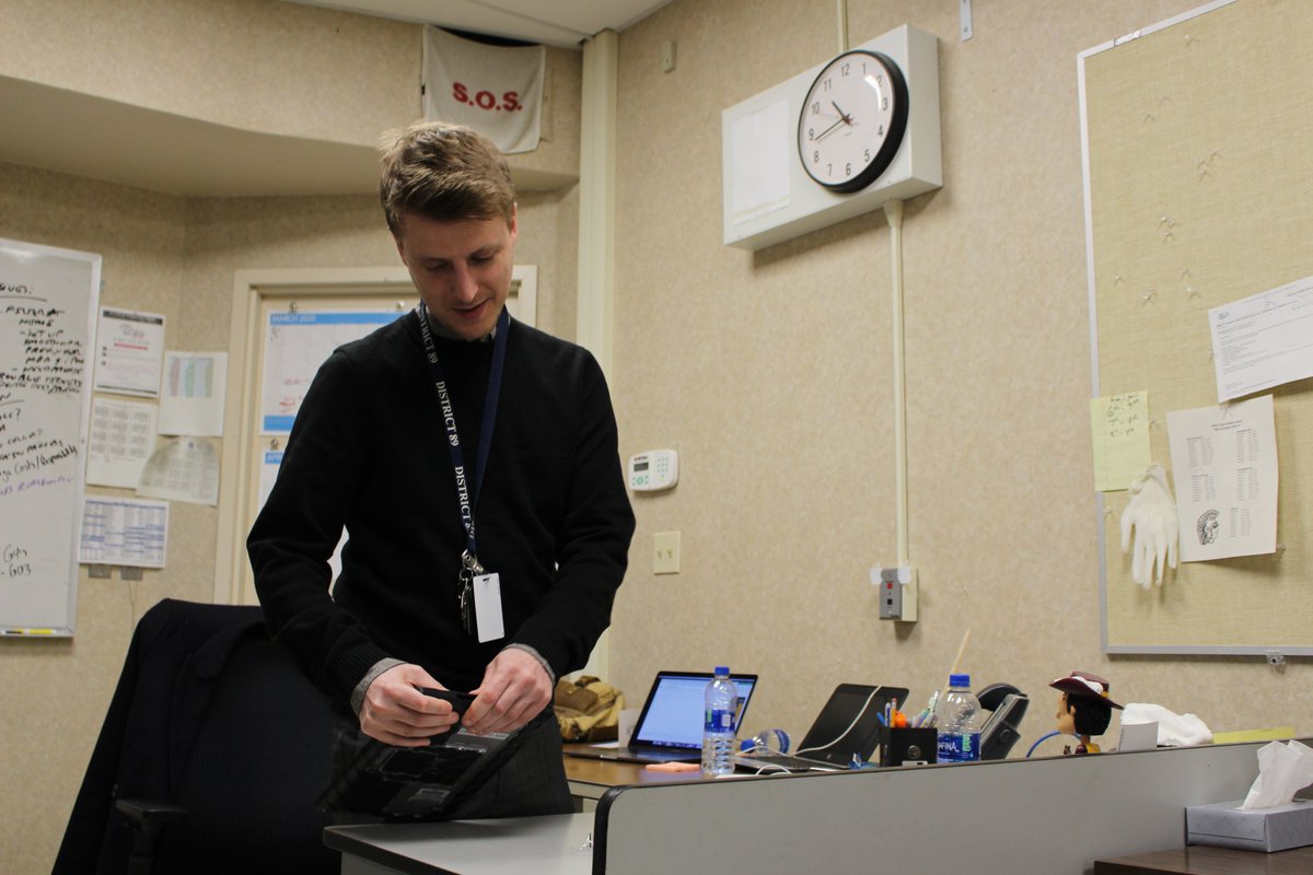 ccsd89's tweet photo. We wanted to take a quick moment to thank our INCREDIBLE tech team that put 2,100 devices into the hands of students in one week. Matt Bell, Sally Cassidy, Jeff Romani, and Ian Vonesh worked day and night (literally) to give students more at-home learning opportunities! #thankyou https://t.co/W1E8jCDRYh