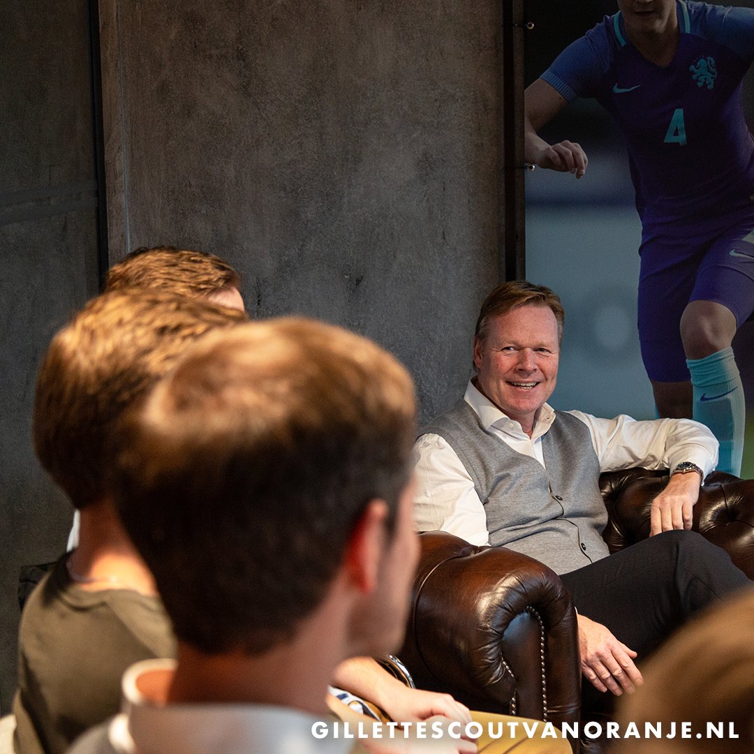 Onze bondscoach is vandaag 57 jaar geworden. 🎉 Van harte <a href="/RonaldKoeman/">Ronald Koeman</a>! Laat in de comments jouw felicitatie achter 👇 #scoutvanoranje