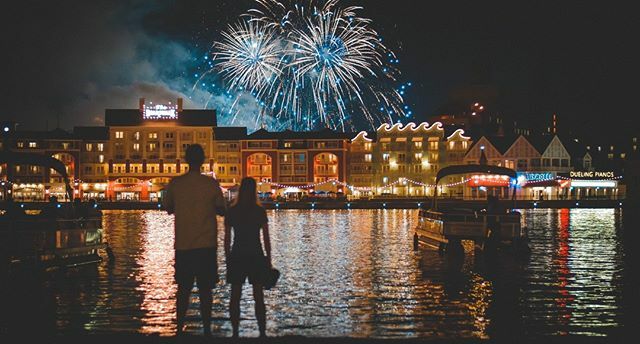 urmouseexpert's tweet photo. We want to spread some cheer! Comment below one of your favorite Disney memories. ⬇️😄 #MouseExperts #EarsOfExperience #DisneyMemories https://t.co/jF1q79GYYf https://t.co/McCnpbwBDy