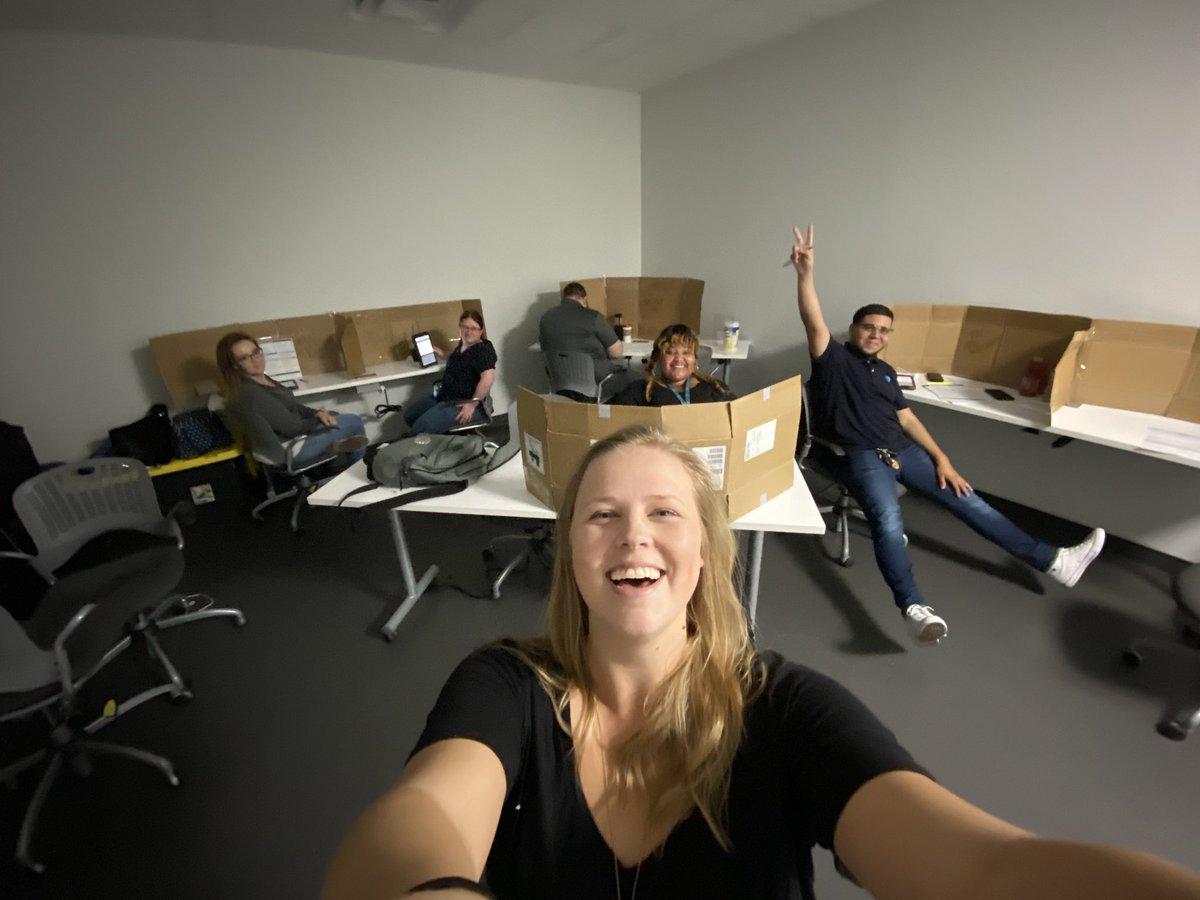 Hooray for #SocialDistancing &amp; #VirtualDispatching! Got my squad together today!! <a href="/Jmatalanglois/">Jenn Mata-Langlois</a> <a href="/talkwitharlin/">Arlin Castellanos</a> <a href="/MurrellTasha/">Tasha Murrell</a> <a href="/tish5581/">Ticha</a> <a href="/BNahalewski/">Naha0</a>  <a href="/keri_penberthy/">Keri Penberthy</a> <a href="/CStanley_711/">Courtney Stanley</a> #CoronaVirusUpdate #SocialDistancing