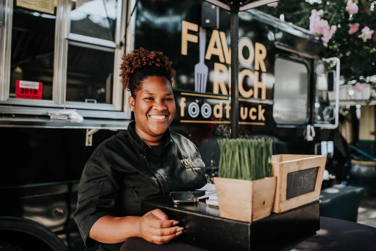 Today's truck: Flavor Rich is here! #alpharettaga #downtownalpharetta #atleats ow.ly/rsus30qq32Q