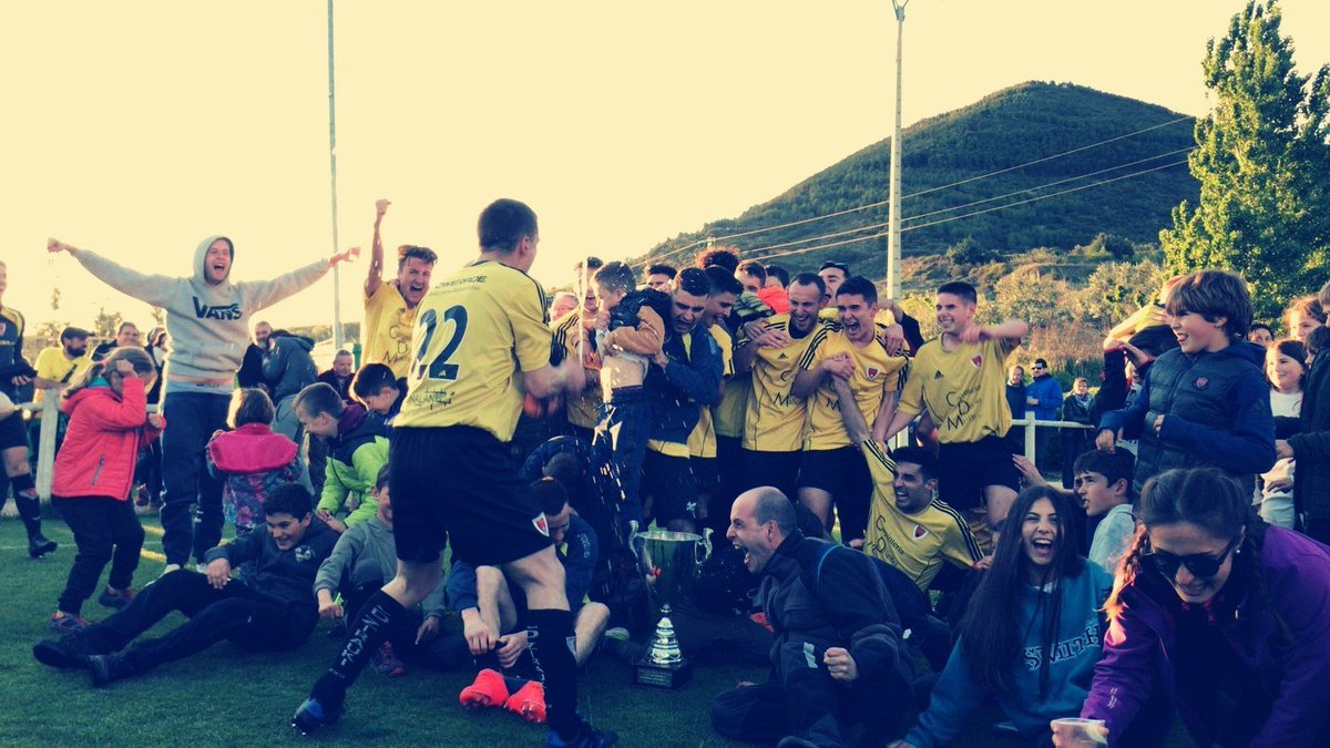 <a href="/cdgares/">Club Deportivo Gares</a> <a href="/SUBIZACD/">C.D.SUBIZA</a> @ardoifutbol <a href="/ucdburlades/">U.C.D. BURLADÉS</a> <a href="/CD_Corellano/">CD Corellano</a> <a href="/CD_Izarra/">CD Izarra</a> <a href="/CDALESVES/">C.D.ALESVES</a> <a href="/BetiKozkorKE/">Beti Kozkor</a> <a href="/BETIONAKoficial/">BETI-ONAK Fútbol</a> <a href="/MulierFCN/">Mulier FCN 🏳️‍🌈</a> <a href="/cd_iruntxiki/">CDIruntxiki</a> <a href="/Infanzones/">CD Infanzones</a> <a href="/BidezarraFC/">FC Bidezarra</a> <a href="/BeriainCF/">CFBeriain</a> <a href="/cdmendi/">Club Deportivo Mendi</a> <a href="/CAArtajones/">C.A. Artajones</a> Por supuesto aceptamos el reto de nuestros vecinos de Gares <a href="/cdgares/">Club Deportivo Gares</a> y, animaros y retamos a poner un par de fotos a nuestros amigos del <a href="/CD_SanAndres/">CD_SanAndres</a> <a href="/arenasayegui/">arenasayegui</a> <a href="/CDIdoya/">Club Deportivo Idoya</a> y #Ondalan