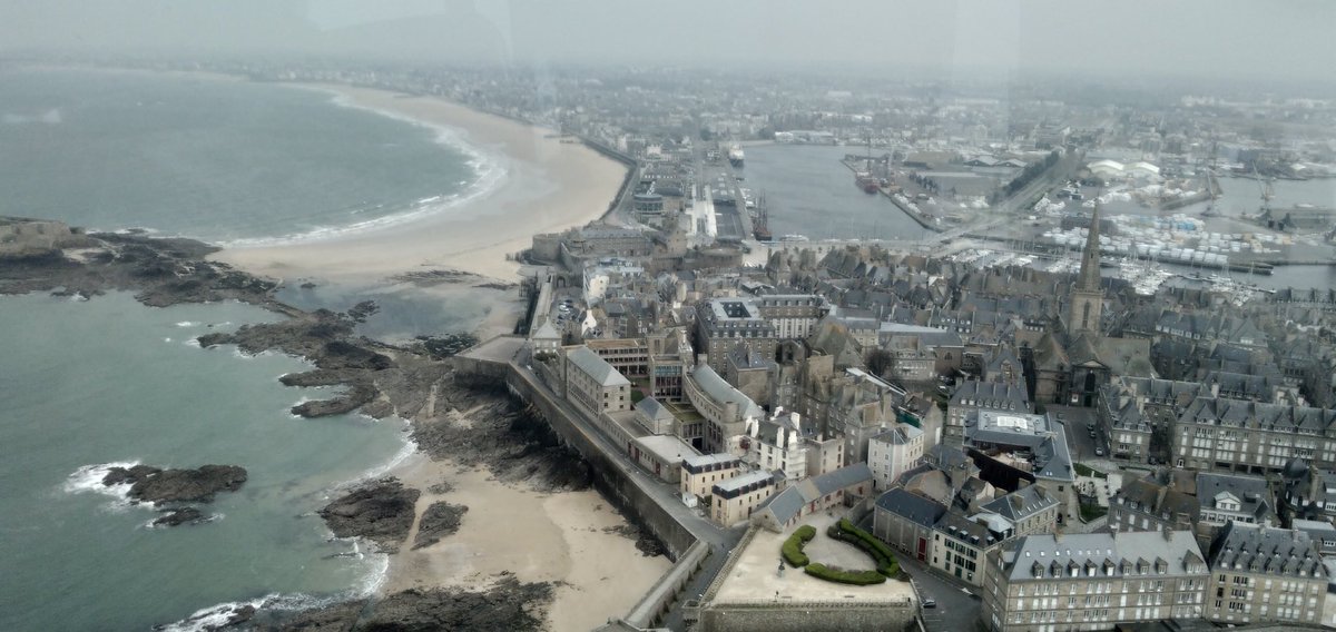 #Coronavirus #COVID19 en #illeetvilaine |  📢Face à la persistance de comportements irresponsables, l’accès aux littoral, bords de Rance, chemins de halage, rivages des eaux lacustres du département est interdit 👉 bit.ly/398ellu
Sauvez des vies, #RestezChezVous