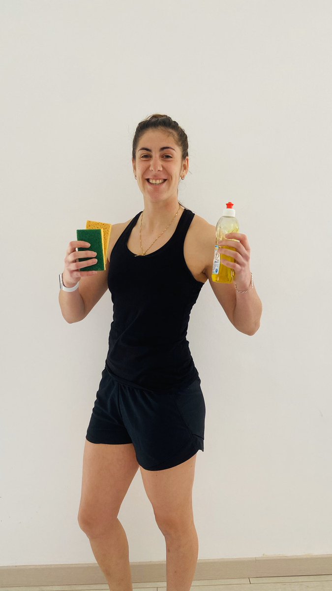 GoCoaching_'s tweet image. Ce soir on fait la vaisselle ensemble! 🧼🧴🧽
Sortez vos éponges, votre liquide vaisselle, votre bouteille d’eau et votre meilleur sourire 😃
Réapprenez à faire la vaisselle autrement 💪🏽
Effets dégraissants et brillances garantis 😋

Rdv a 18h40 sur Insta (@gocoaching_)