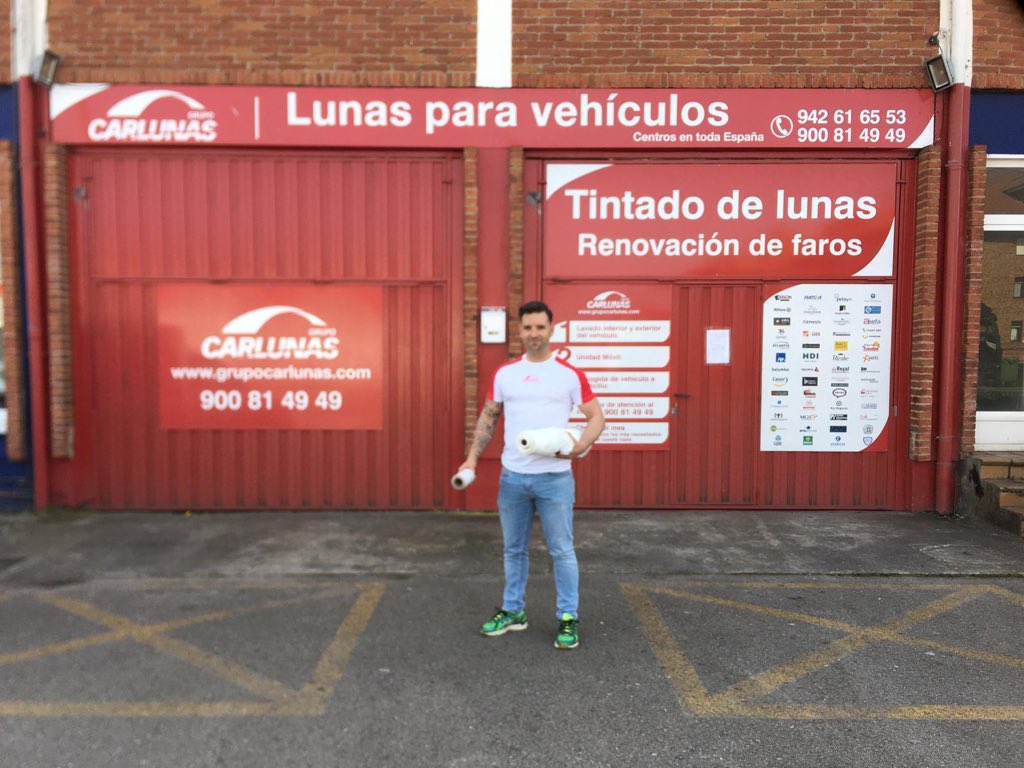 061Cantabria's tweet photo. @061Cantabria agradece a la empresa #GrupoCarLunas de #Cicero la donación de material 

#EsteVirusLoParamosUnidos https://t.co/yvpNdFHUYF