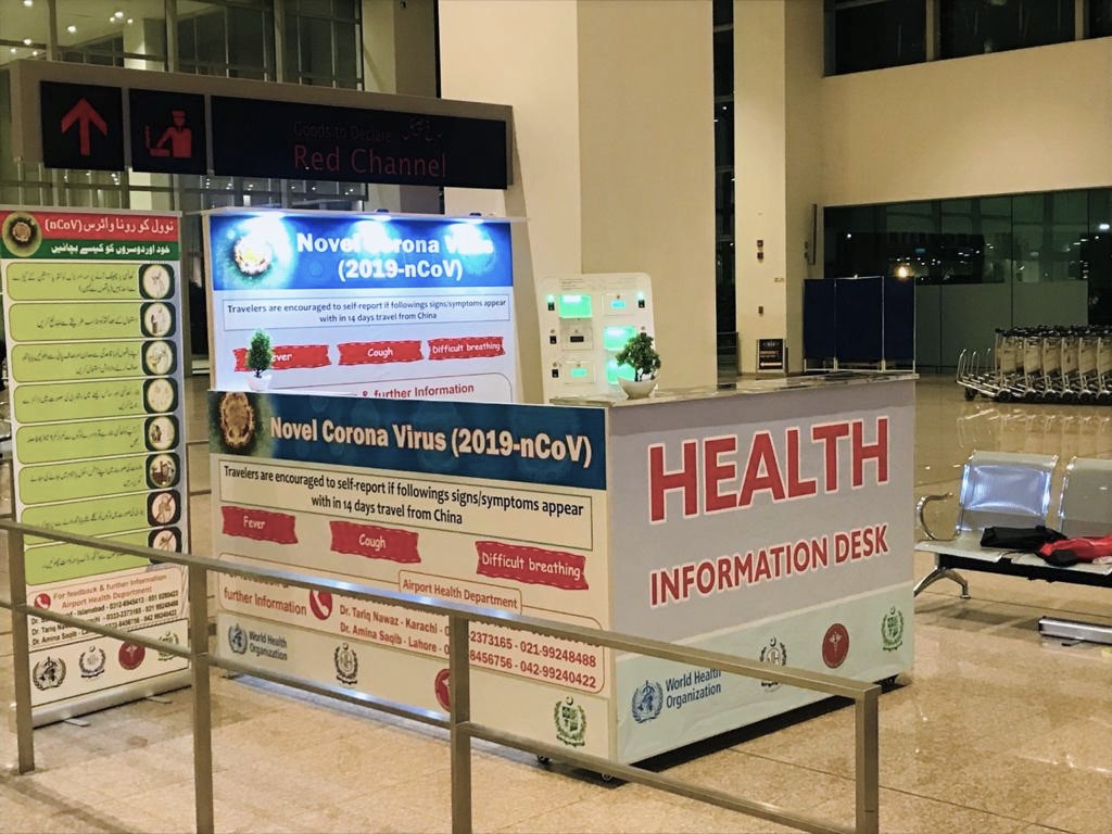 WHOEMRO's tweet photo. People and communities need to access reliable resources and make every effort to understand the health risks they face &amp; actively participate in the response to #COVID19. Regular/proactive communication w/ the public helps reduce stigma, build trust &amp; increase social support. https://t.co/SOCPFH7xwx