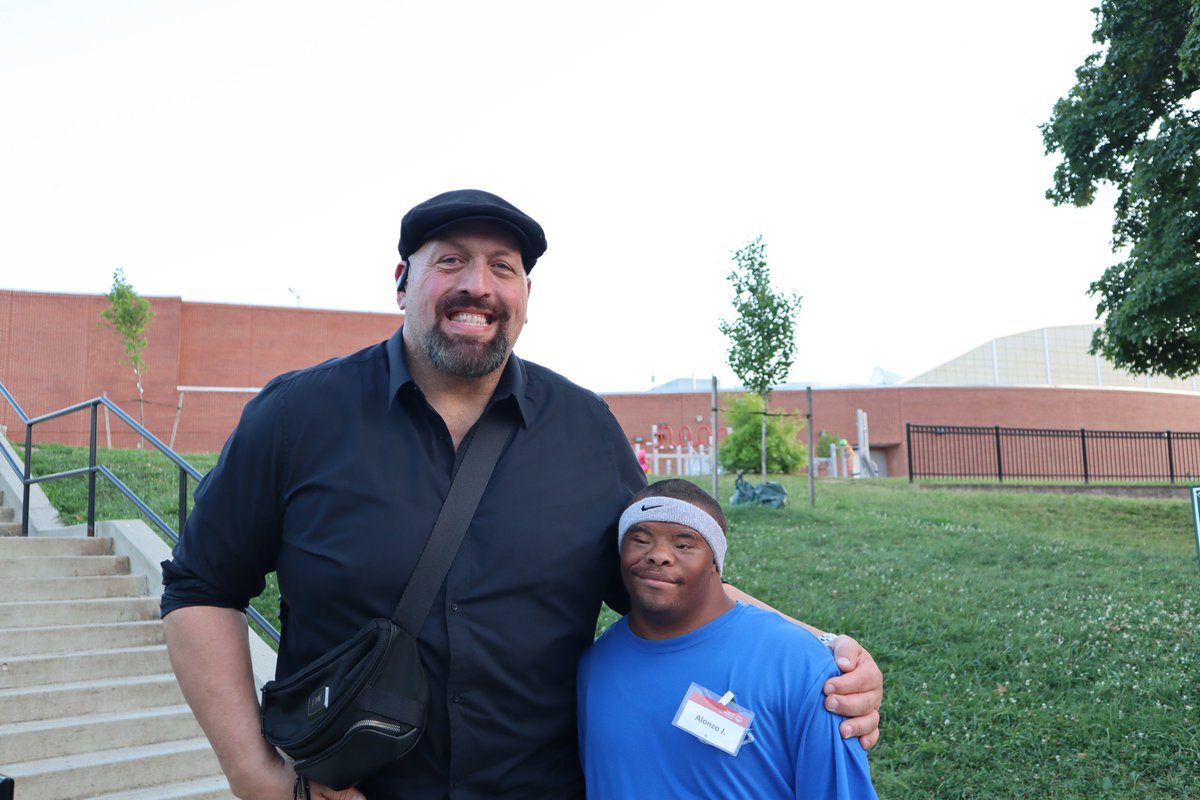 WWECommunity's tweet photo. Today, we are excited to celebrate #WorldDownSyndromeDay! Through our friends from @SpecialOlympics, we have learned that determination knows no bounds &amp; inclusion can bring out the absolute best in us! #ChooseToInclude https://t.co/4t72vMPHHs