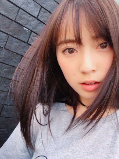 のい 池上紗理依 左 っていうグラドルの人おすし 右 に似てる 特に似てる画像見つけたらほんとに見分けつかないww 金村美玖