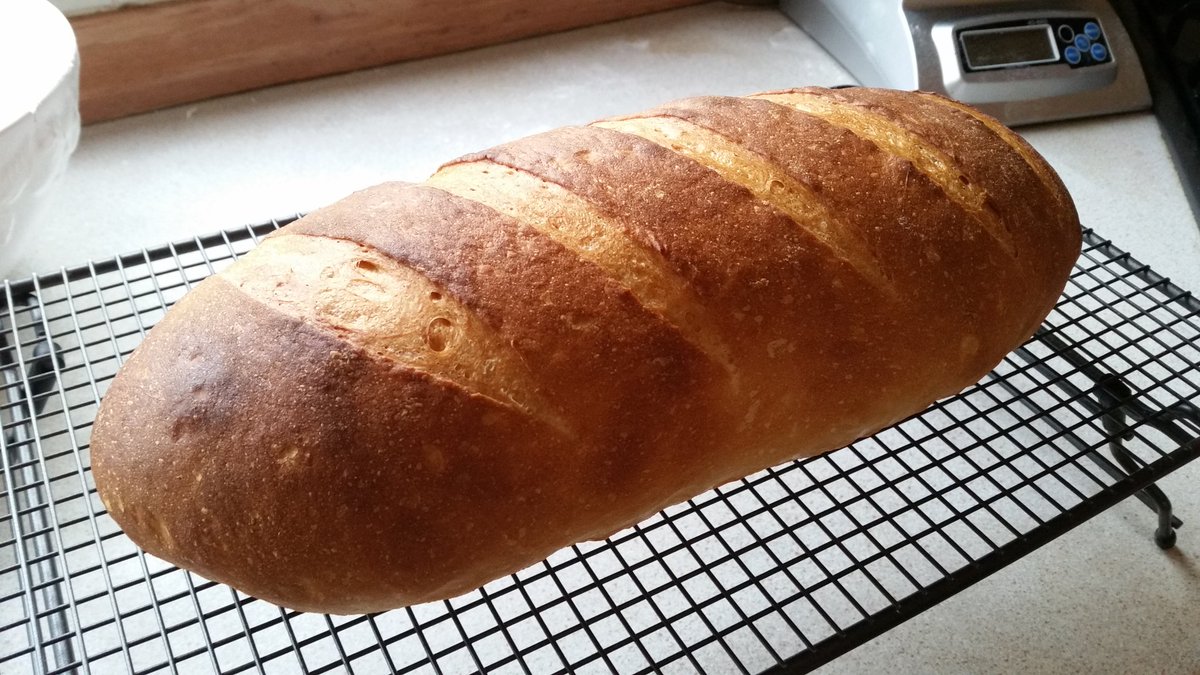 My first #homemade loaf in absolutely ages. I'd completely forgotten about the singing as it cools. It's music to my ears.