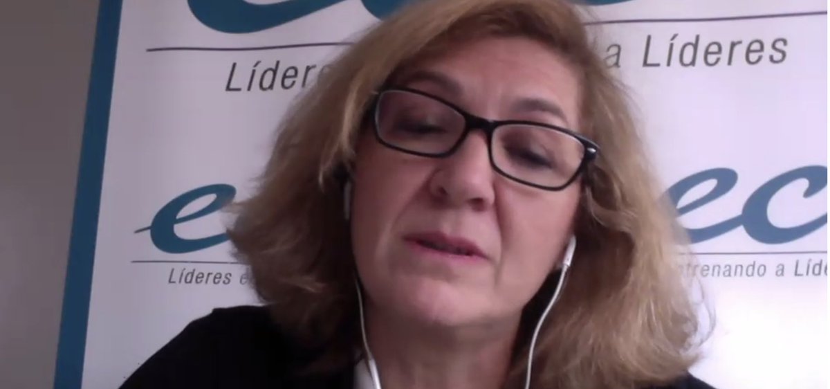 eec_coaching's tweet photo. "Yo no puedo elegir salir de casa. Pero sí puedo elegir encontrar un sentido, un compromiso que me vincule con mi libertad y libertad es elegir qué hacer con lo que pasa". #webinar diario #ConversandoCon #EECAbrelaventana https://t.co/w7s0eYc9Cu https://t.co/OpMmqTvdKx