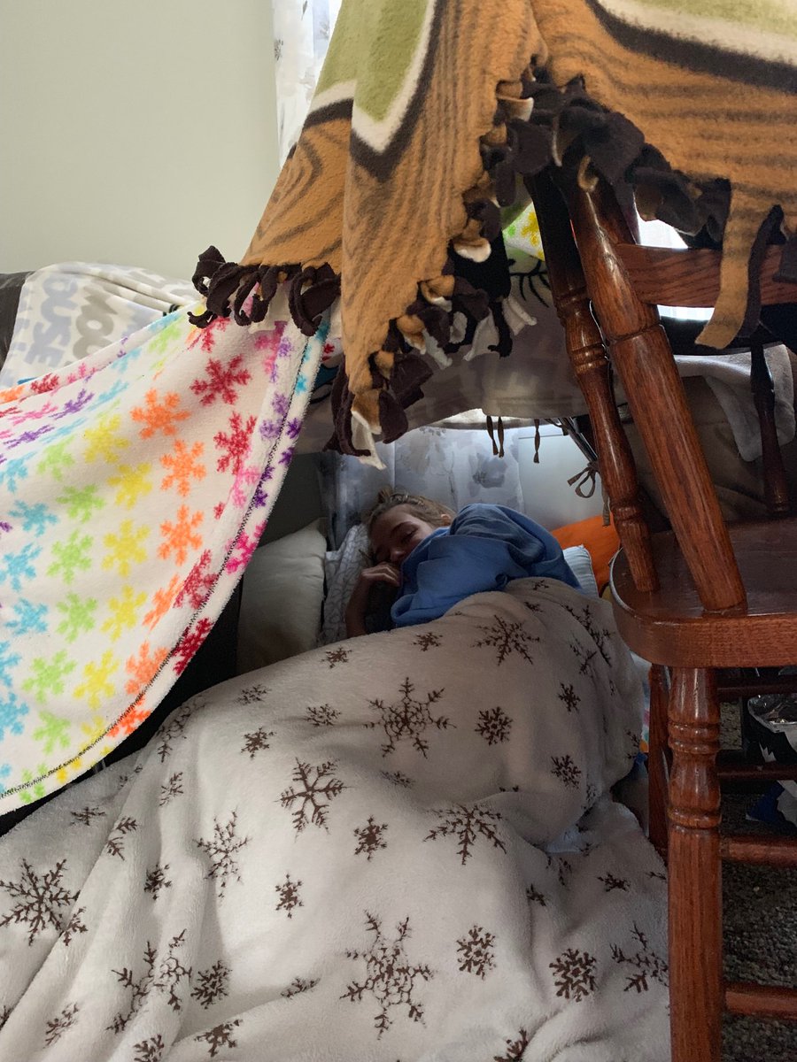SarahLacek's tweet photo. Even at 15 you can make a tent/fort in the living room to entertain yourself 😂😂 https://t.co/wGFzPFjzBI