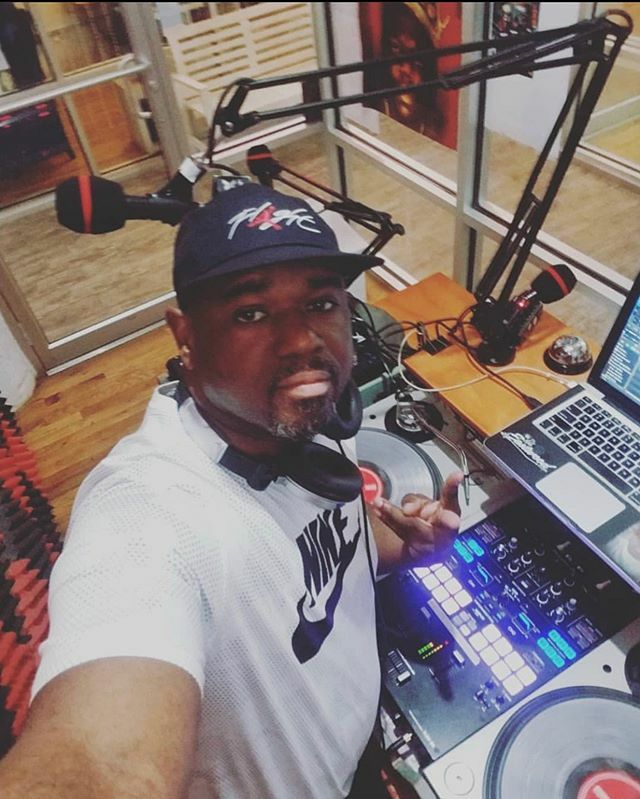 BBOX_Radio's tweet photo. Tune in LIVE EVERY Saturdays 12-2pm for two full hours of #commercial free music @deejayraheastwood "The Rah Eastwood Show" takes over the #airwaves with #hiphop #r&amp;b #newheat #flavor #dj #reggae #house and #classics #soca #saturday #triplethreat #brookl… https://t.co/QhUCsQW6Hh https://t.co/7BHnM8CPig