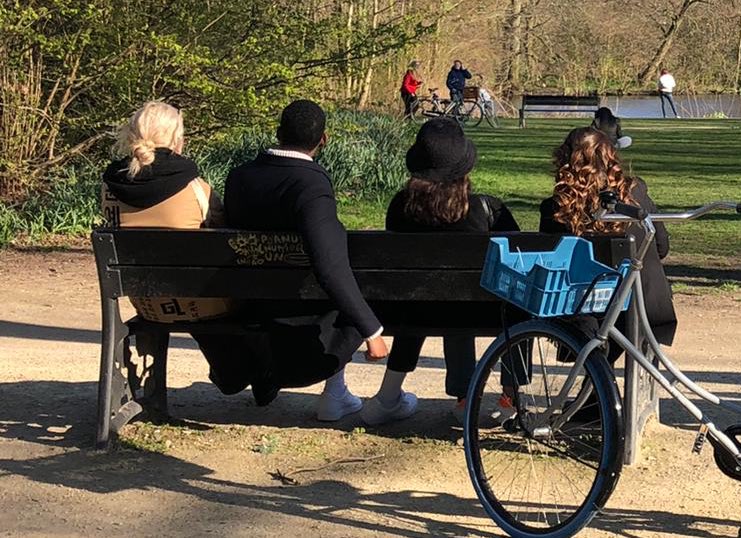 ETpQuCbWAAEMp5V?format=jpg&name=900x900