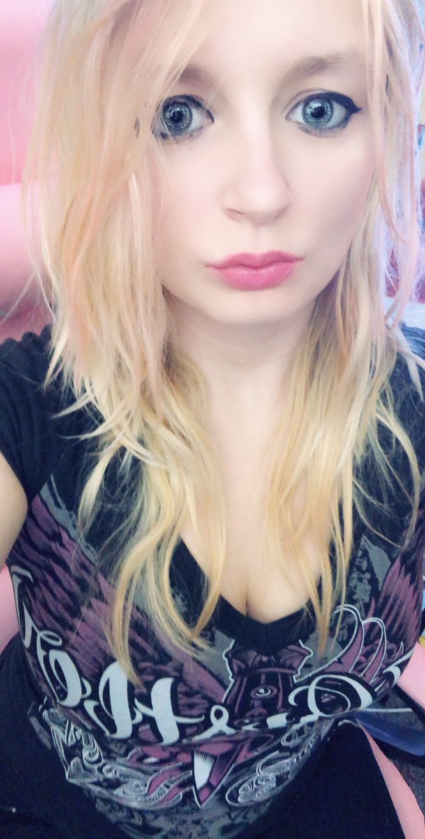 Bomberchick321's tweet photo. I will be streaming Doom Eternal tonight at 8pm EST! We’re gonna kick some ass!!! https://t.co/ZQNgSPdSBW