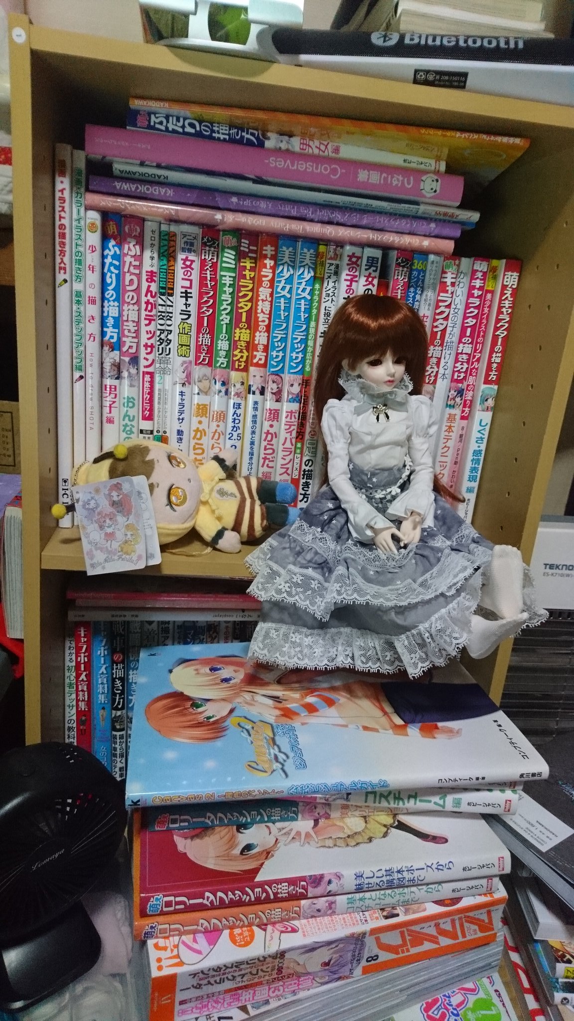 松来 まつらい クトゥグア 絵描き交流館 絵描きさんの作業環境が見たい 家のアトリエを紹介します 絵描きの資料と描き方 の置き場と画材道具とモデル人形の置き場にアナログイラスト専用の作業場とデジタルイラストと多目的作業場も 松来 まつらい クトゥグア 絵描き交流館 絵描きさんの作業環境が見たい 家のアトリエを紹介します 絵描きの資料と描き方 の置き場と画材道具とモデル人形の置き場にアナログイラスト専用の作業場とデジタルイラストと多目的作業場も