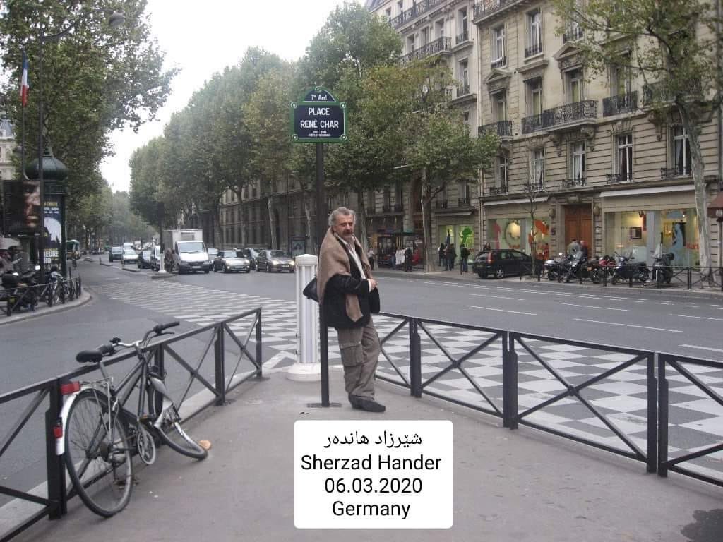 _ahmad_rf's tweet photo. فەرهاد پیرباڵ پاش ماندوو بوونێکی زۆر  گەڕایەوە هەندەران.!
٭پرۆفیسۆری گەورەی کورد
٭زاناو ناوداری کورد
٭شاعیرو نوسەری کورد
٭شۆڕشگێڕو کورد پەروەر
٭داد پەروەرو لایەنگری چینی بەش خوراو 
٭دارو بەرد 
٭شێخو مشایەخی کورد
تایتڵ و نوسراوەکانی کوردی مردو پەرست پاش کۆچی دوای(#فەرهاد پیر باڵ ) https://t.co/mw4OYm7zMU