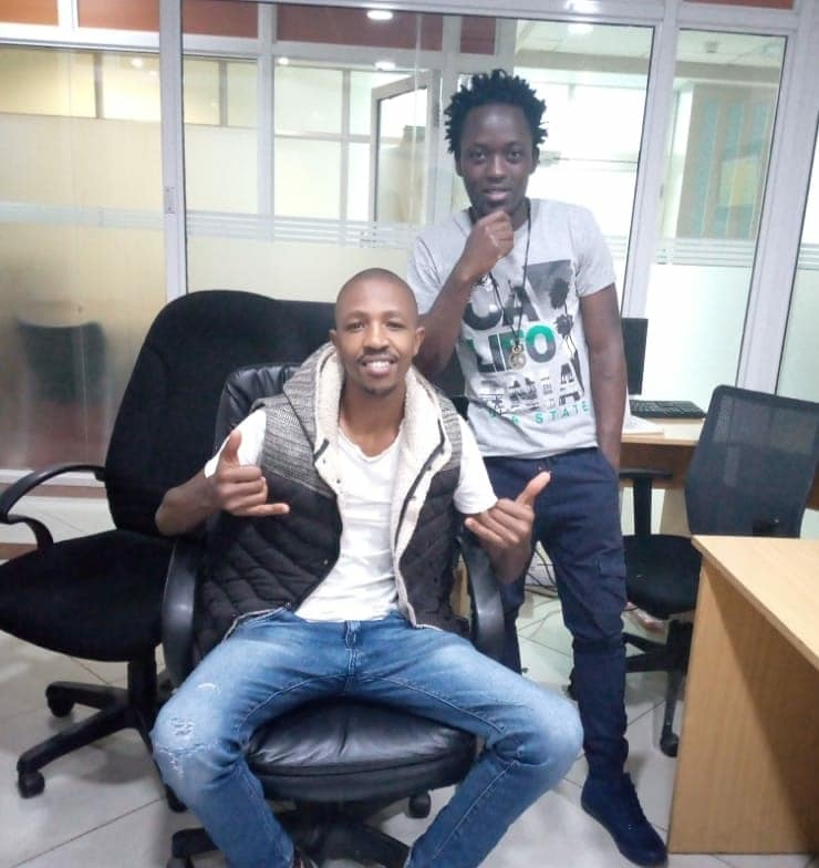 Luchivya's tweet photo. masaa ni ya #Reggaezone na @kevinkuria17 na @Dj_Finnal hadi saa sita pap.Unataka kuchezewa kibao kipi?#reggaezone #reggaezone #reggaezone #reggaezone #reggaezone #reggaezone #reggaezone #reggaezone #reggaezone #reggaezone #reggaezone #reggaezone #reggaezone #reggaezone https://t.co/ryqslcAK0W