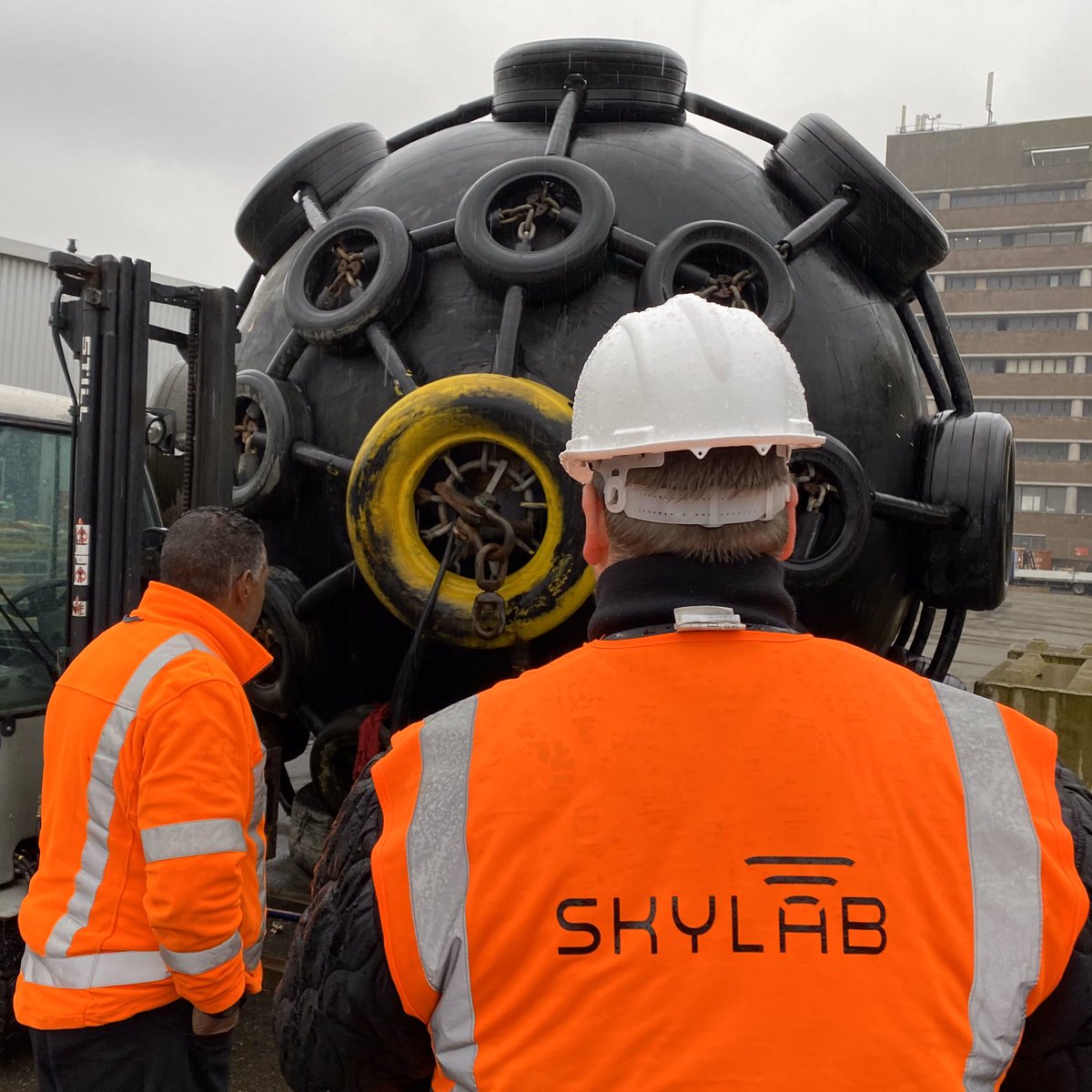 SkyLabIoT's tweet photo. LoRaWAN Fender monitor Pressure, Vault, Impact, Temperature, Humidity, GPS/GNSS Position #mariflex #PortOfRotterdam #smartport #iot #smartfender #fender #lorawan #smartsensor #portofmoerdijk #yokohama #dockfender #marinefender #thethingsnetwork #thethingsindustries https://t.co/j99GdMQLFZ