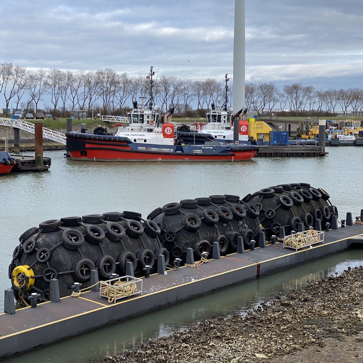 SkyLabIoT's tweet photo. LoRaWAN Fender monitor Pressure, Vault, Impact, Temperature, Humidity, GPS/GNSS Position #mariflex #PortOfRotterdam #smartport #iot #smartfender #fender #lorawan #smartsensor #portofmoerdijk #yokohama #dockfender #marinefender #thethingsnetwork #thethingsindustries https://t.co/j99GdMQLFZ