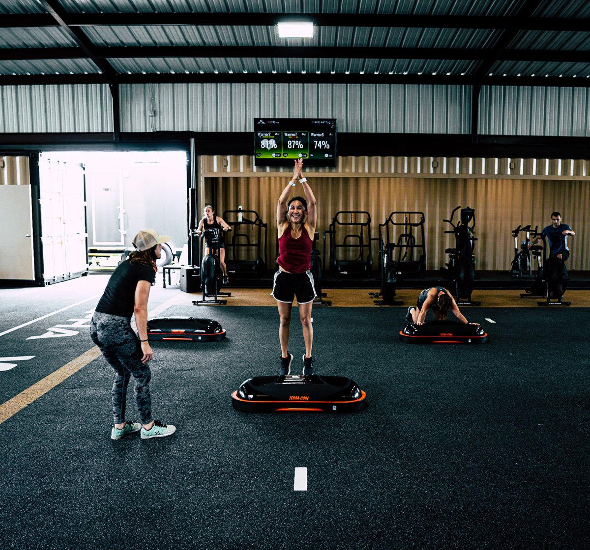 "Don't let me into my zone!" Happy Saturday, IG fam! Every day might feel like a weekend these days, but remember to stay strong by locking into your fitness zone. At Alpha Warrior, we utilize heart rate monitors from @myzonmoves to train smarter - to be able to train harder.